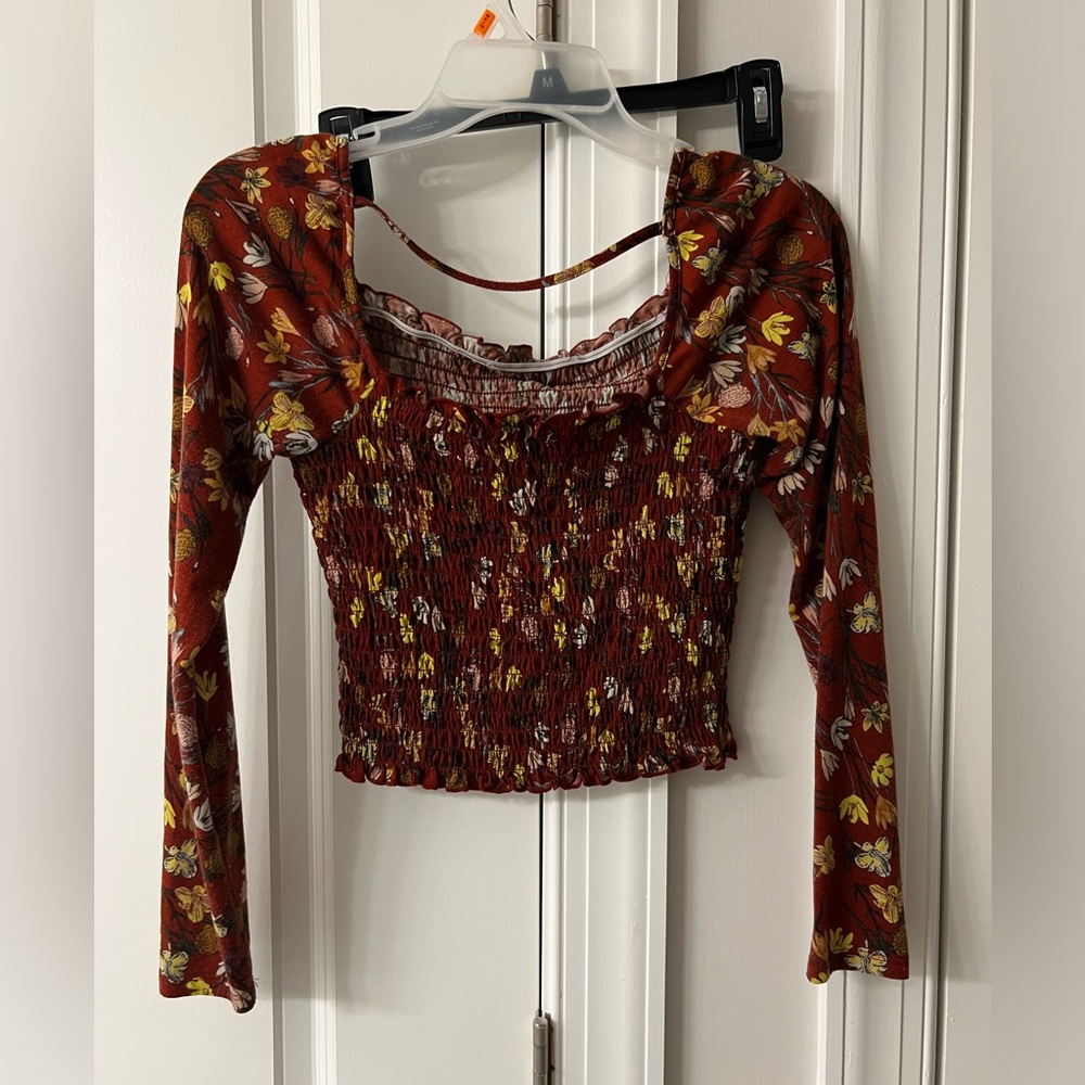Lovefire Long-sleeve Crop-top